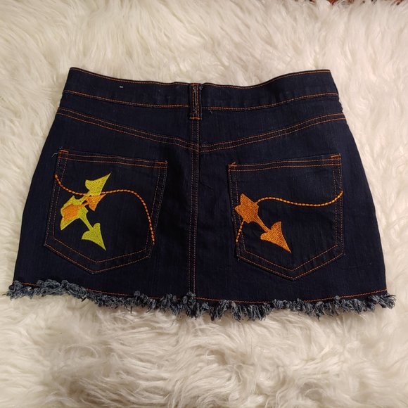 Basic Denim Skirt - Picture 3 of 8